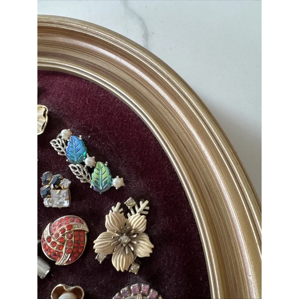 Framed Costume Jewelry Art - Picture 5 of 7